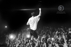 Cage the Elephant thrilled the sold out Observatory OC crowd with one of the most high energy performances ever held at the venue. The band had just received a Grammy nomination for their album Melophobia and poured that extra energy into an after hours set that lasted until 1am. Lead singer Matt Shultz colsed out the night by crowd surfing through the pit for a few minutes, giving fans a personal feel of gratitude, before making it back onto the stage and collapsing.