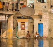 Daily life along the streets of Varanasi